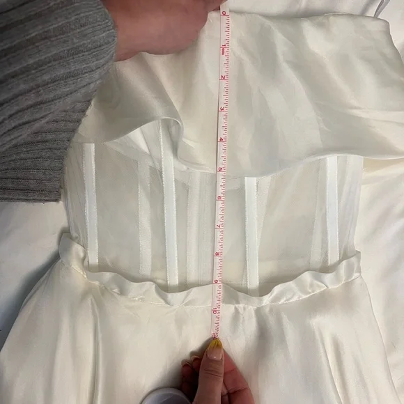 Katherine Tash REN wedding dress - Picture 12 of 14